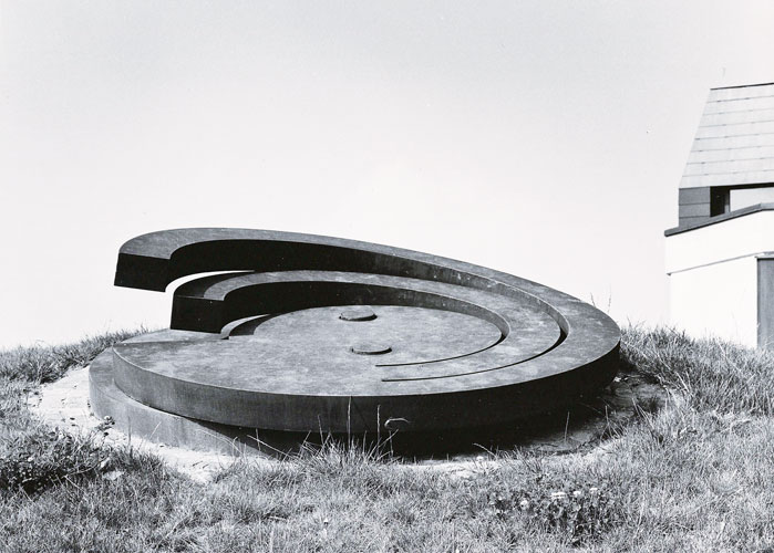 81 stahlskulptur